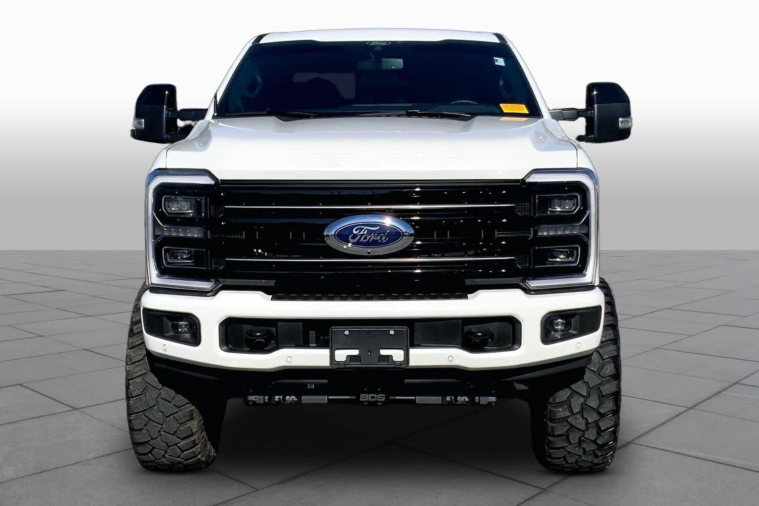 Used 2025 Star White Metallic Tri-Coat Ford Platinum image 4