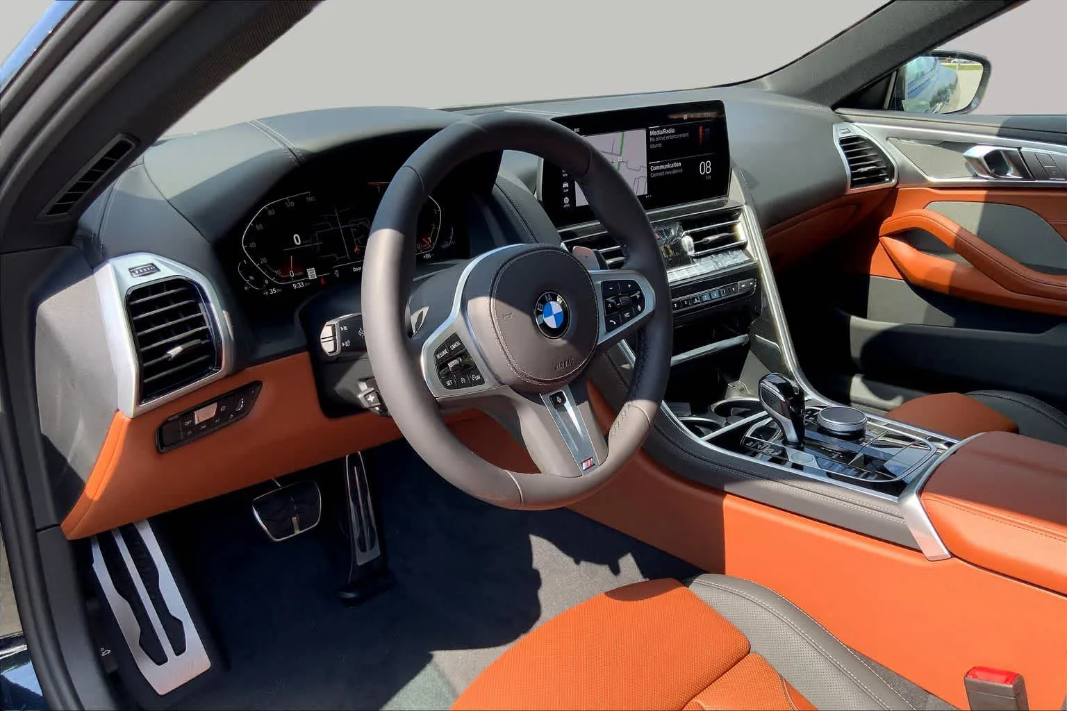 2026 BMW 8 Series 840i - Photo 8