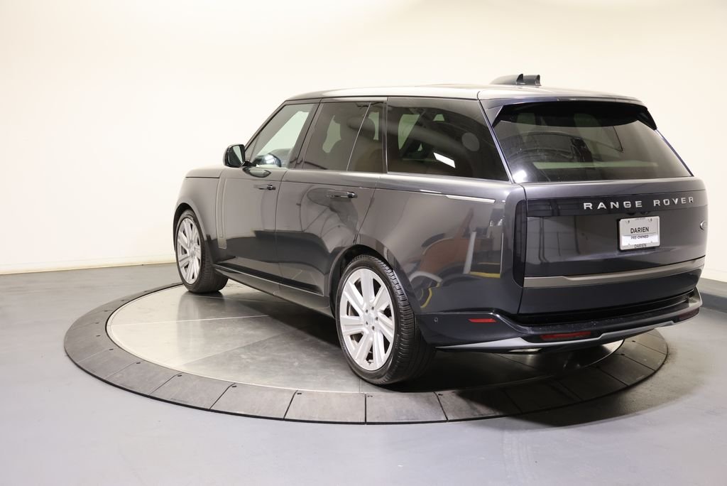 Certified Used 2023 Carpathian Gray Premium Metallic Land Rover SE image 3