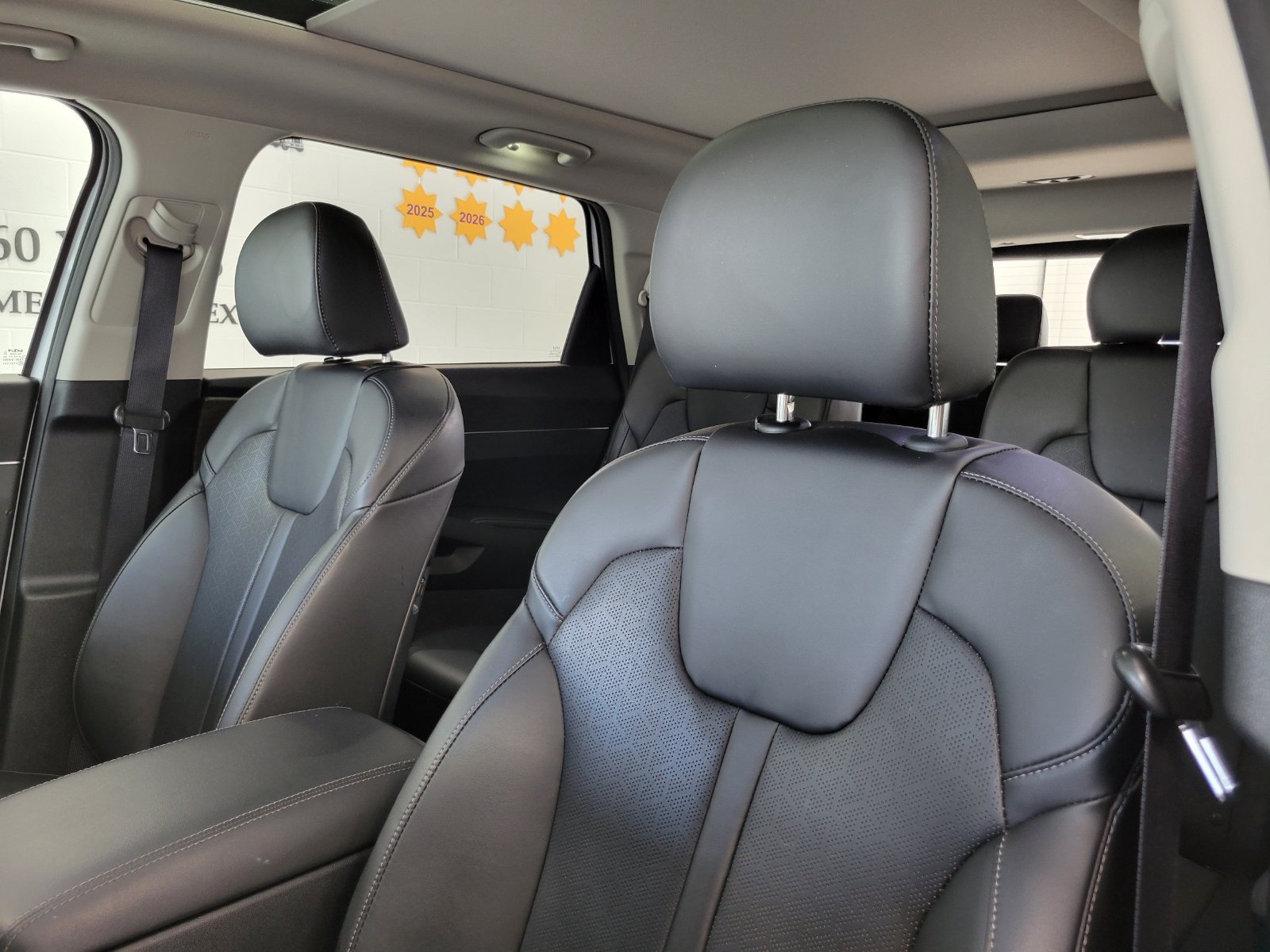Used 2023 White Kia X-Line EX image 10