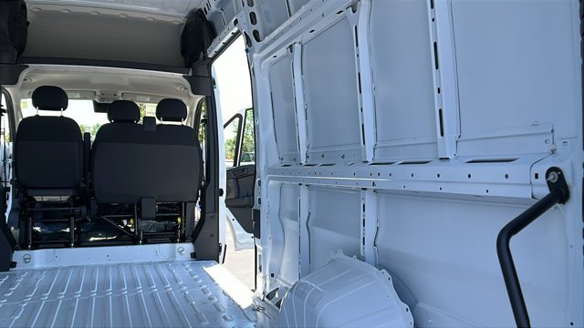 New 2026 Bright White Clearcoat RAM Tradesman image 14