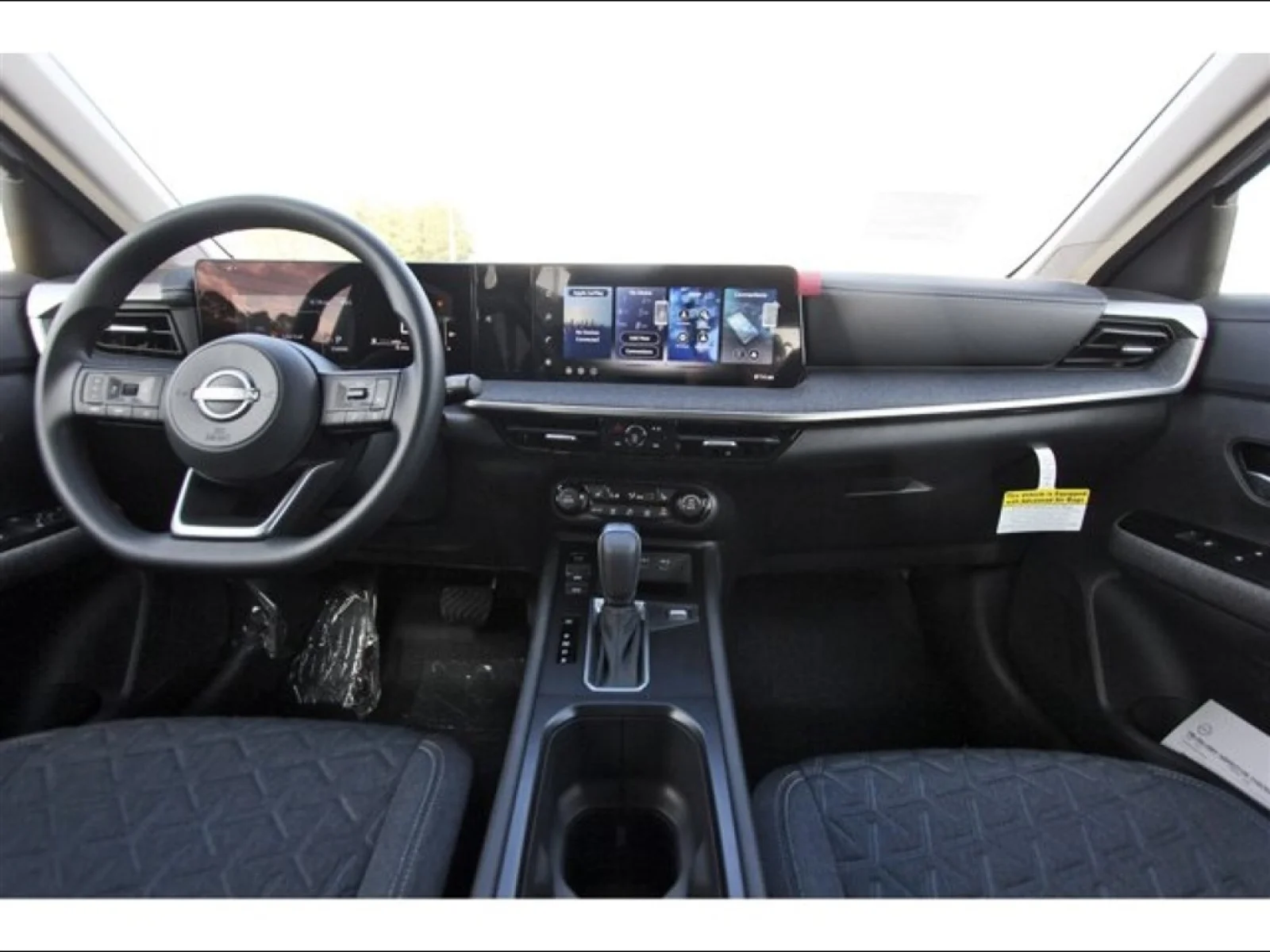 2026 Nissan Kicks SV - 8