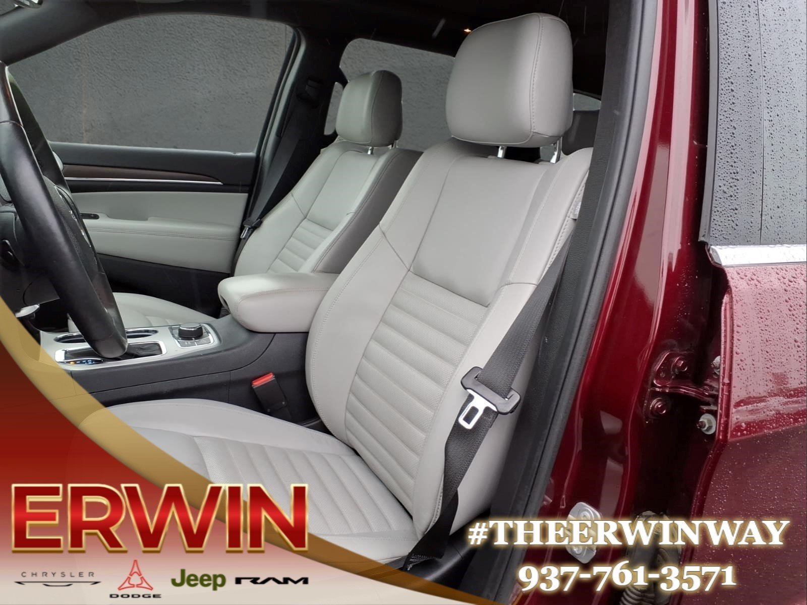 Used 2018 Velvet Red Pearl Coat Jeep Limited image 12