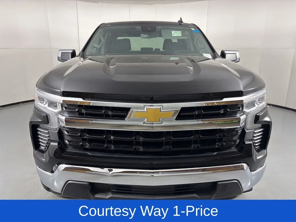 Used 2024 Black Chevrolet LT image 4