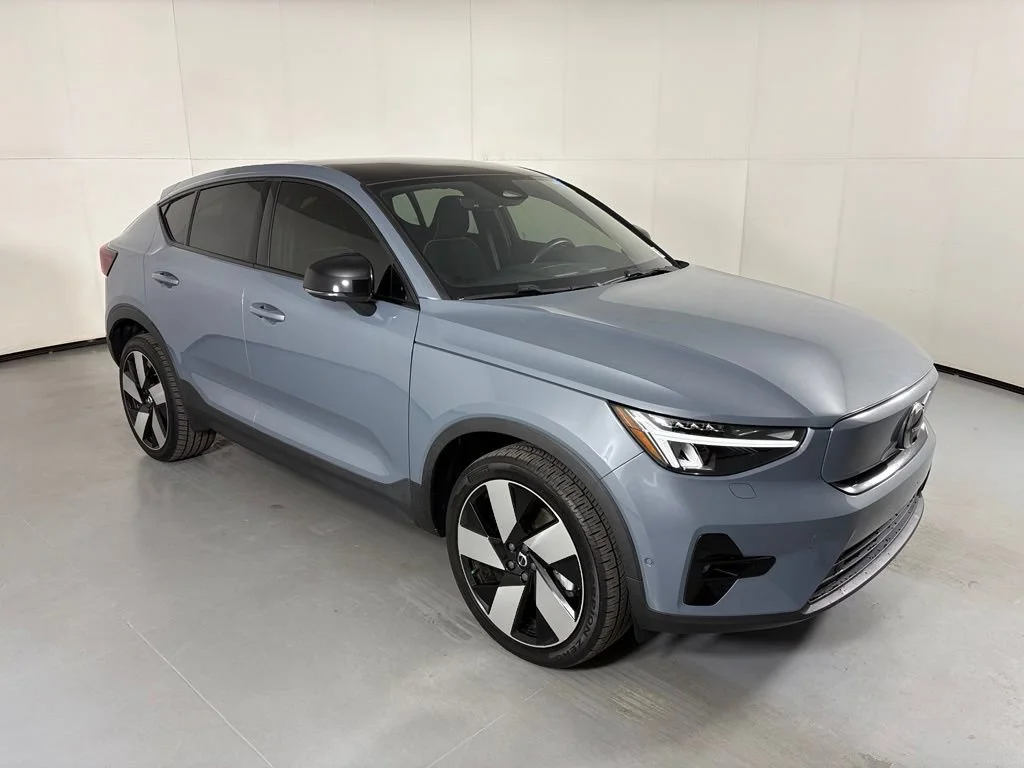 Used 2023 Volvo C40 Ultimate with VIN YV4ED3GM8P2027530 for sale in Phoenix, AZ