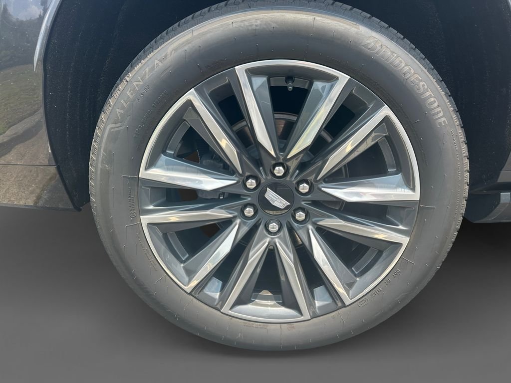 Used 2024 Gray Cadillac Sport Platinum image 10