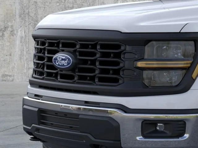 New 2026 Oxford White Ford XL image 17