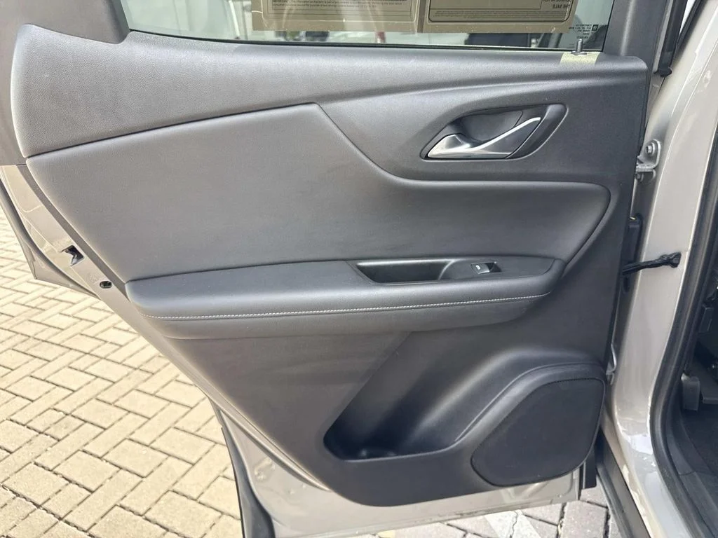 Used 2021 Gray Chevrolet LT image 24
