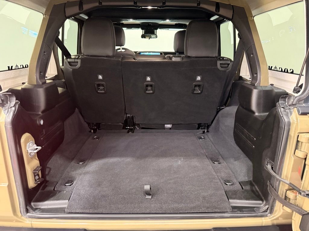Used 2025 41 Jeep Rubicon image 14