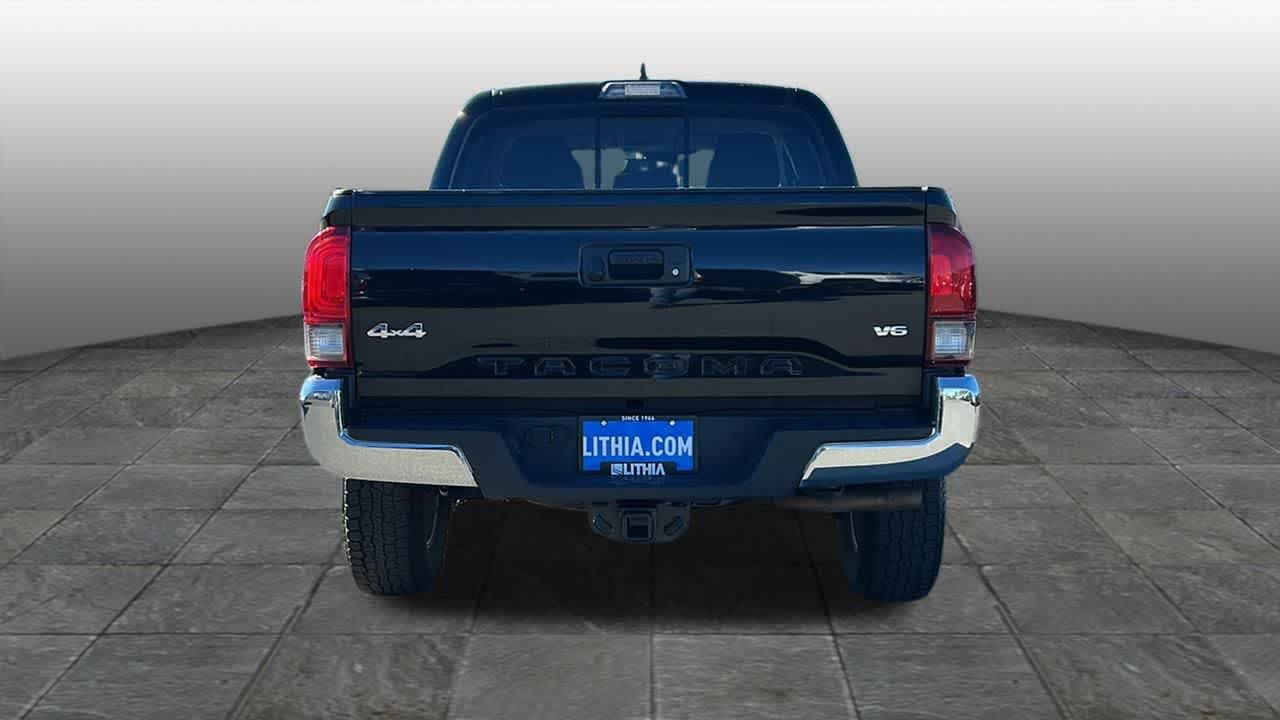 Used 2019 Midnight Black Metallic Toyota SR5 image 6