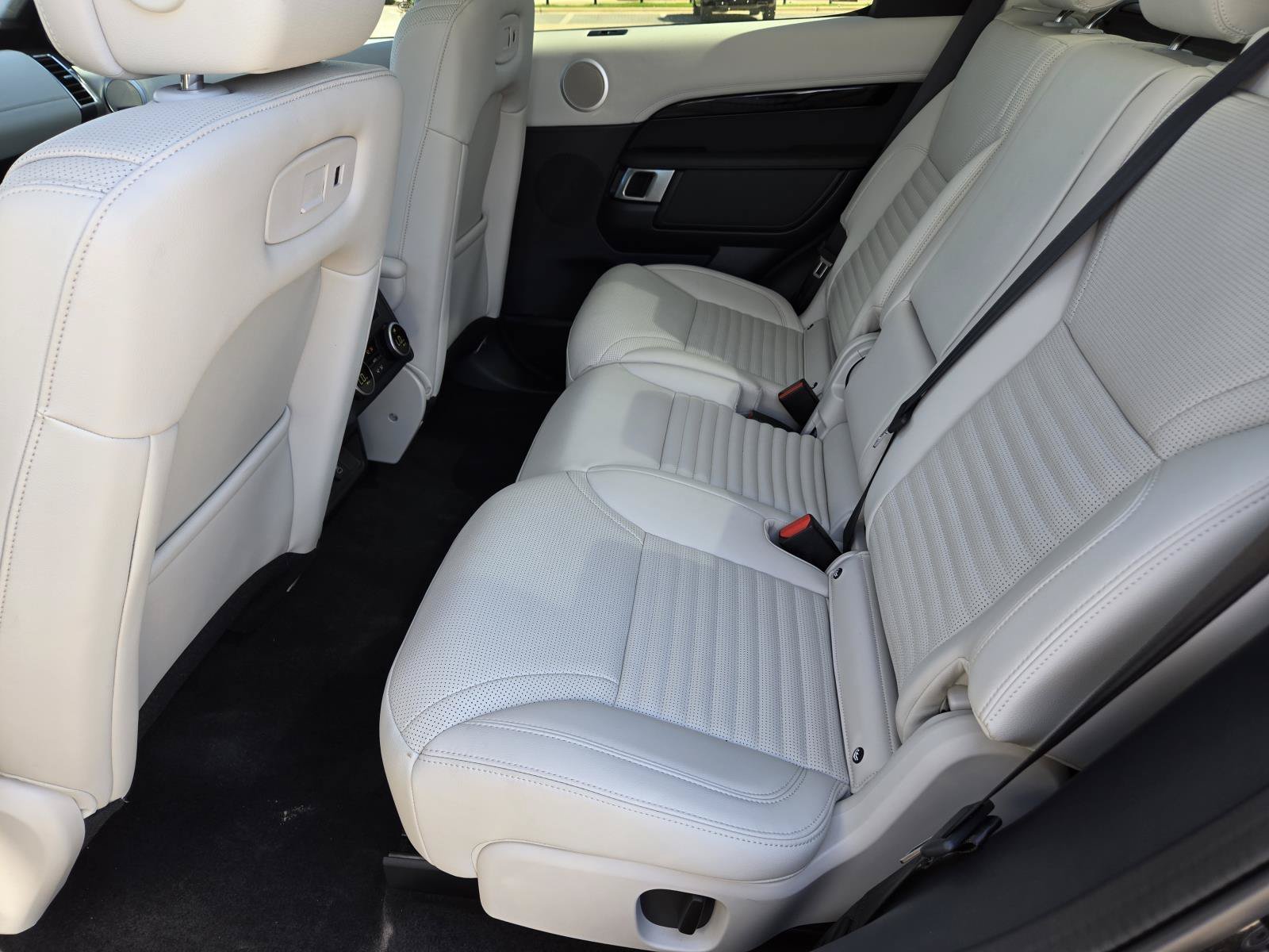 Used 2025 Black Land Rover S image 31