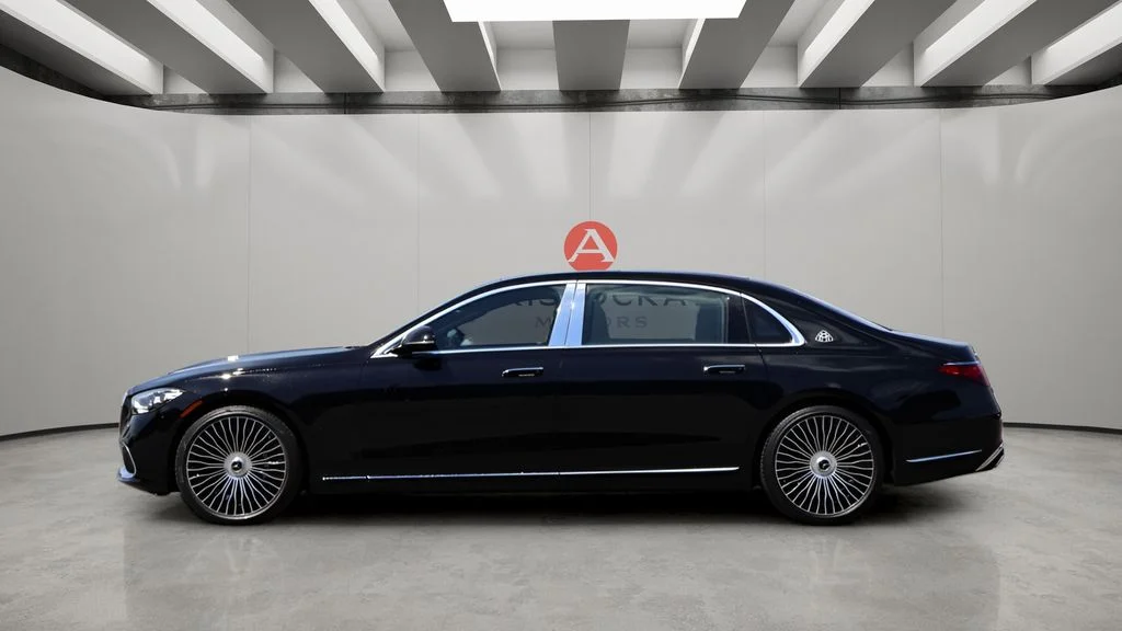 Certified Used 2024 Obsidian Black Mercedes-Benz Maybach S 580 image 4