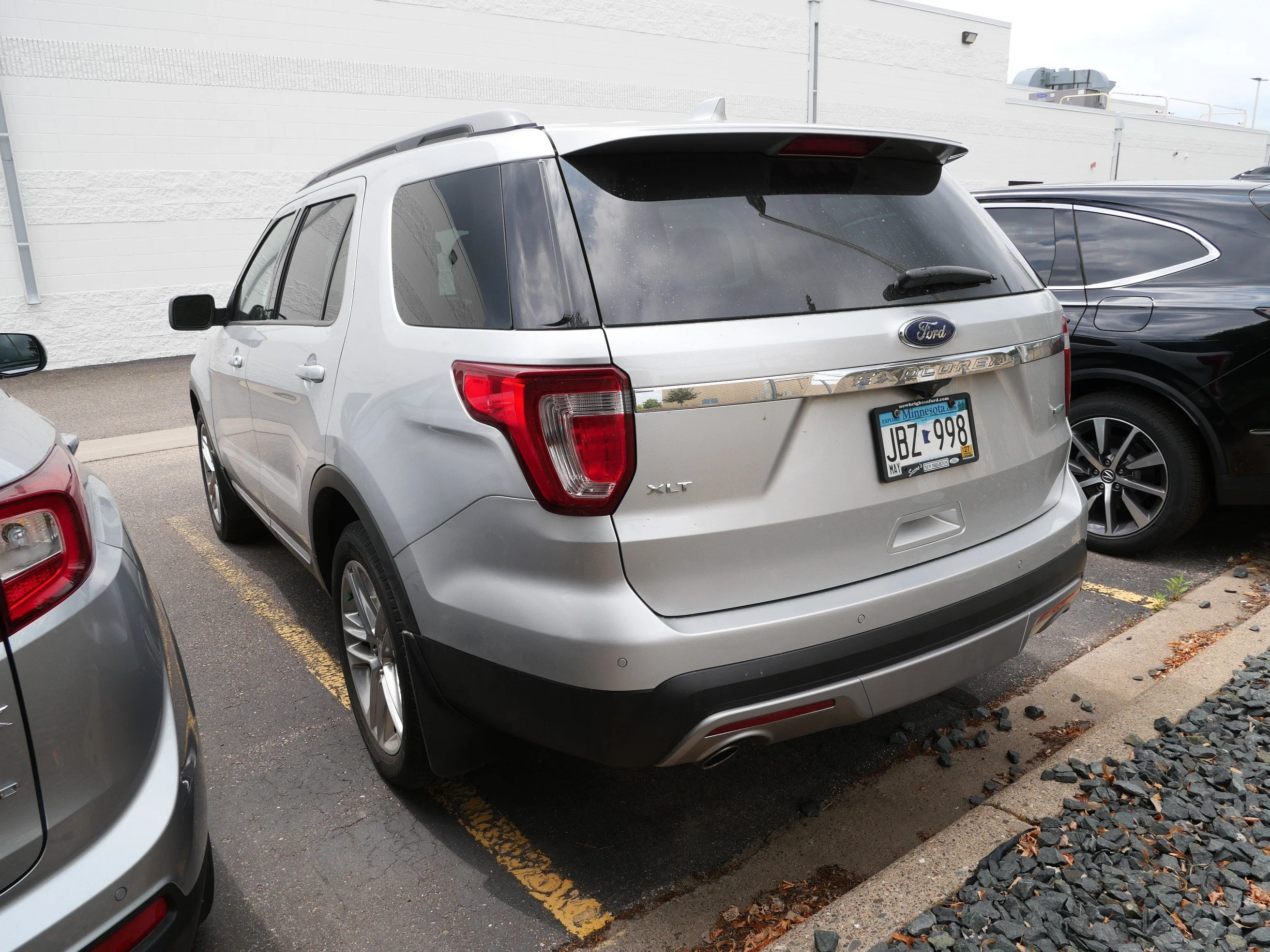 Used 2016 Ingot Silver Metallic Ford XLT image 6