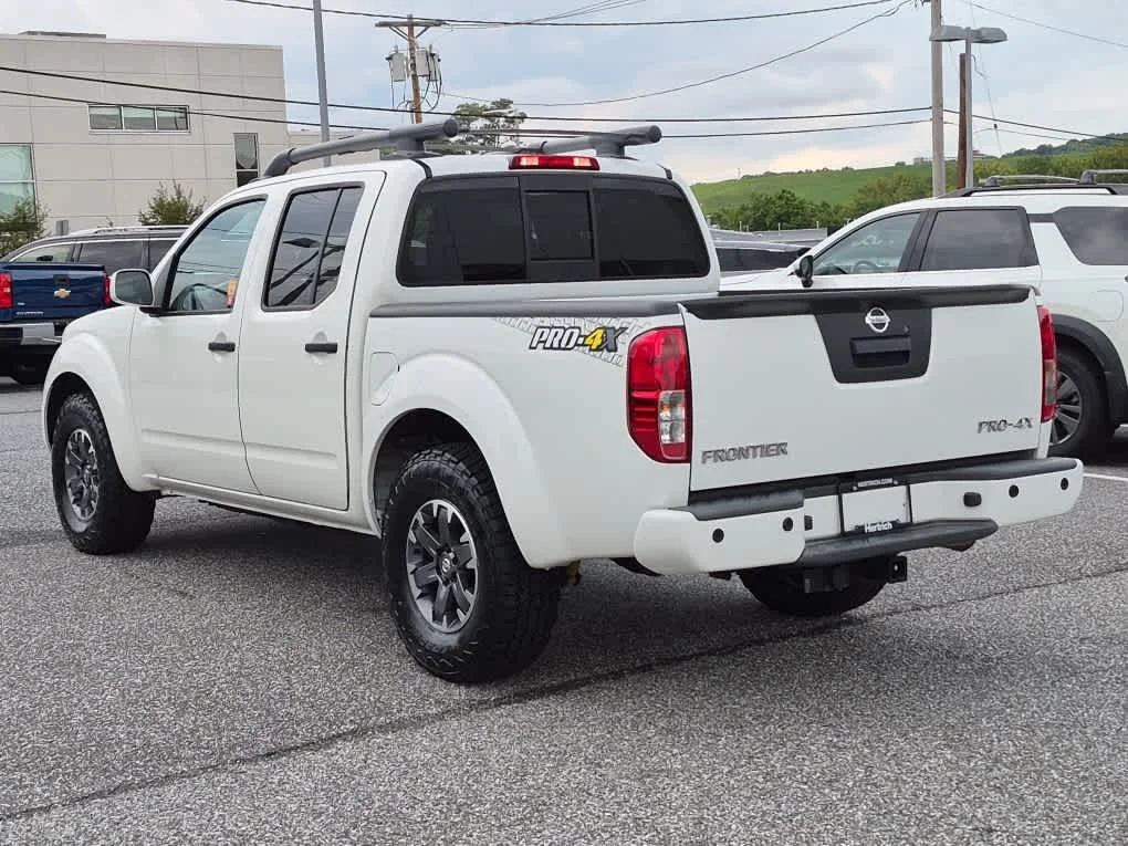 Used 2020 Glacier White Nissan PRO-4X image 4
