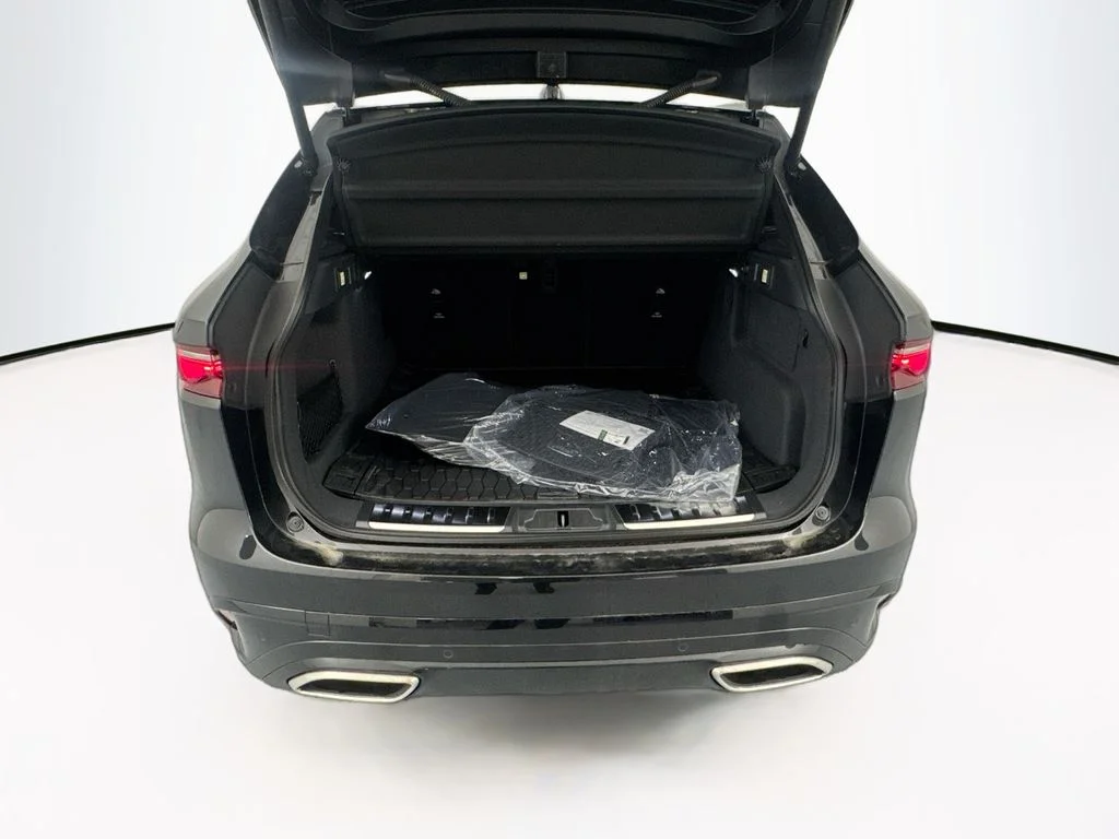 2026 Jaguar F-Pace R-Dynamic S - Photo 27