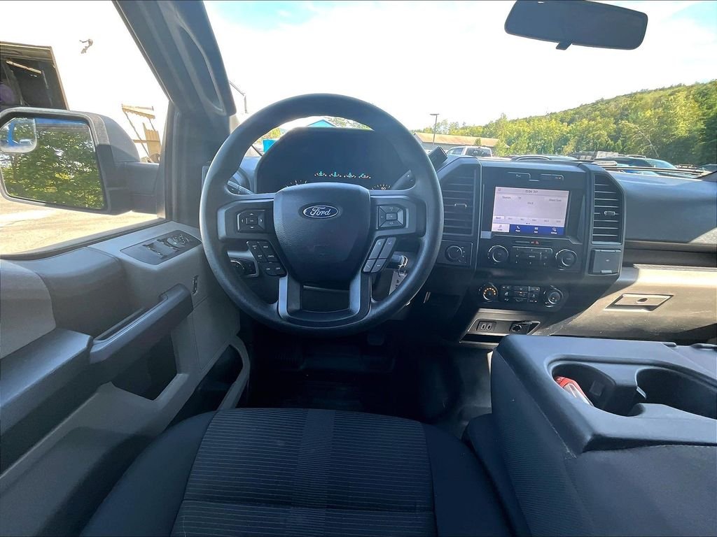 Used 2020 Blue Metallic Ford XL image 17