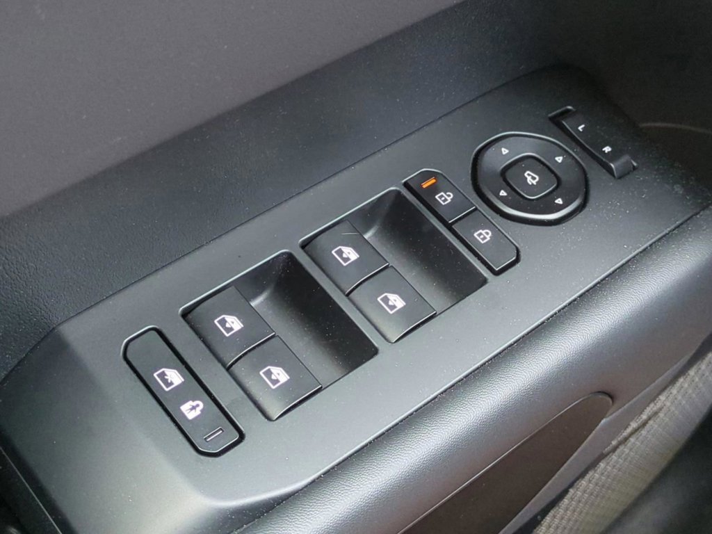 New 2027 Ebony Black Kia SX-PRESTIGE image 30