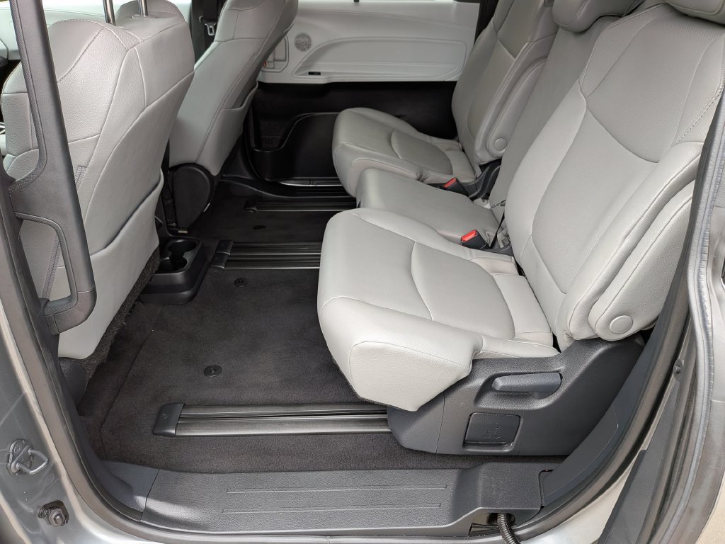 Used 2026  Toyota XLE image 36