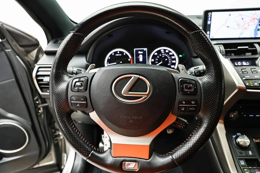 Used 2018  Lexus  image 10