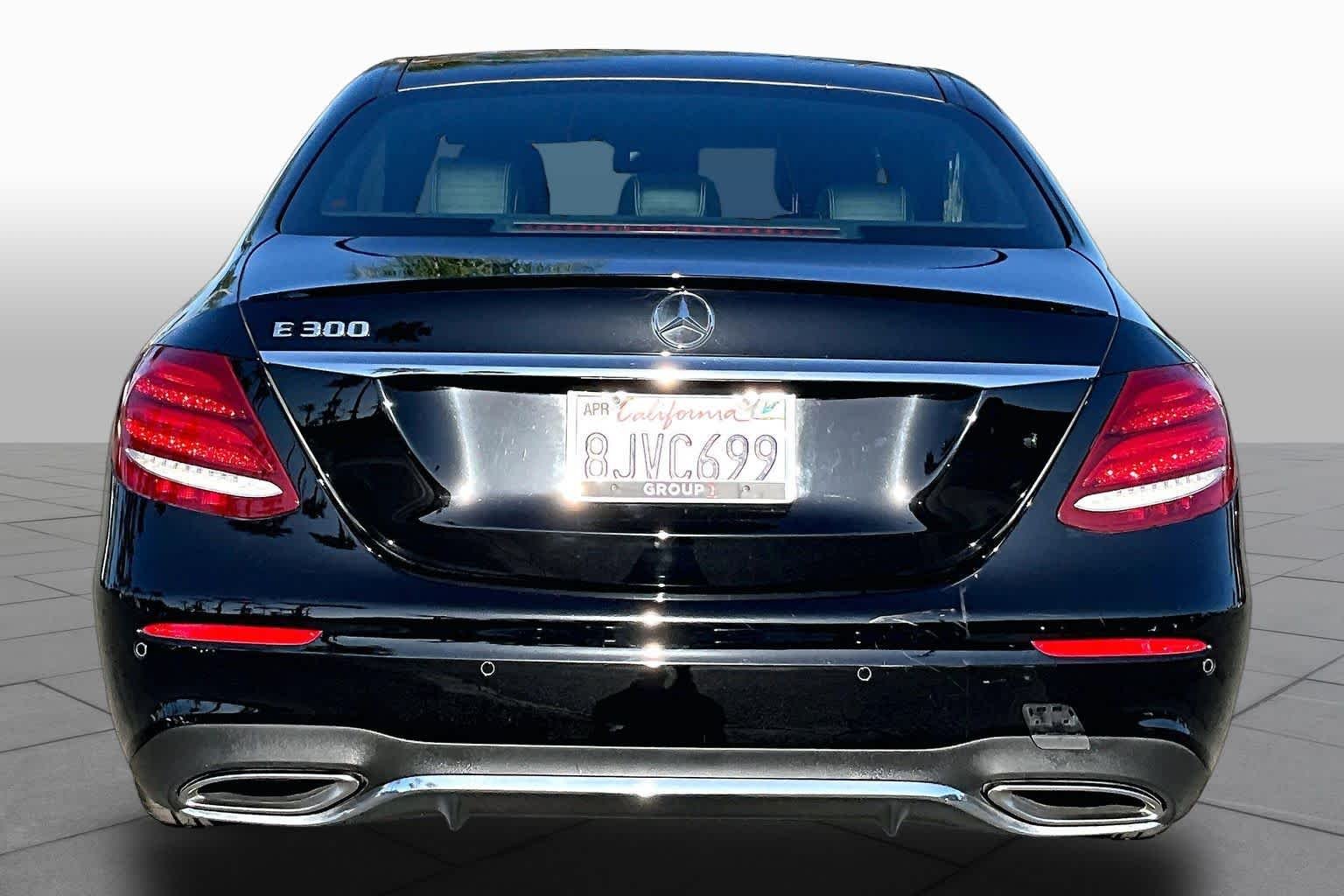 Used 2019  Mercedes-Benz E 300 image 4