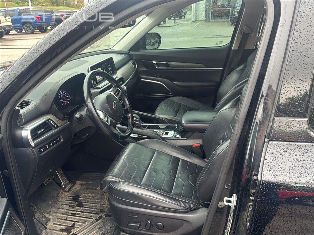 Used 2021 Ebony Black Kia SX image 9