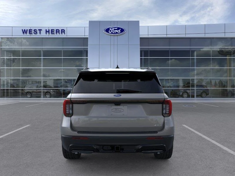 New 2026 Carbonized Gray Metallic Ford ST-Line image 6