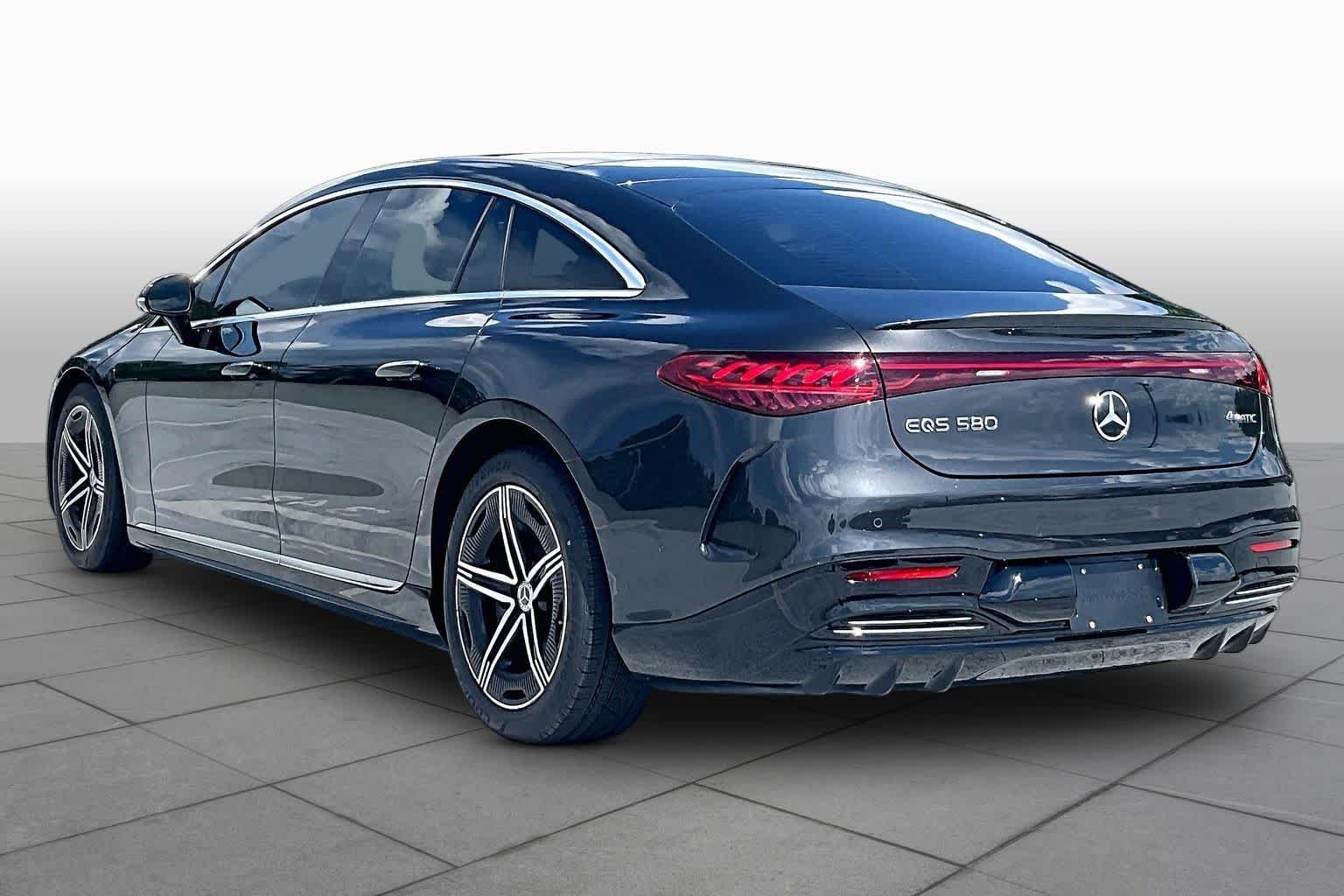 Certified Used 2023 Graphite Grey Metallic Mercedes-Benz EQS 580 image 11
