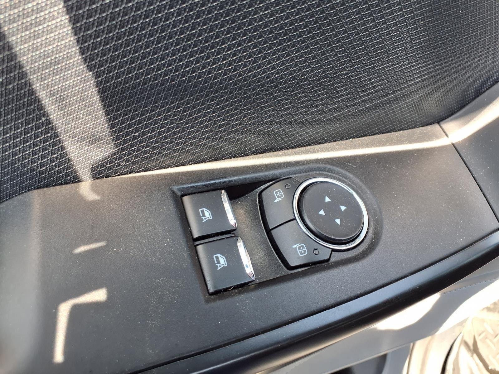 Used 2024 Agate Black Metallic Ford XL image 7
