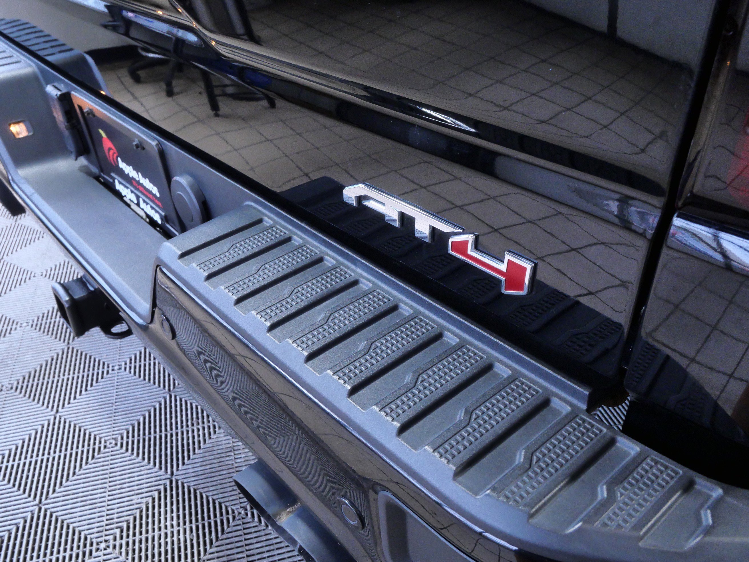 Certified Used 2020 Onyx Black GMC AT4 image 11