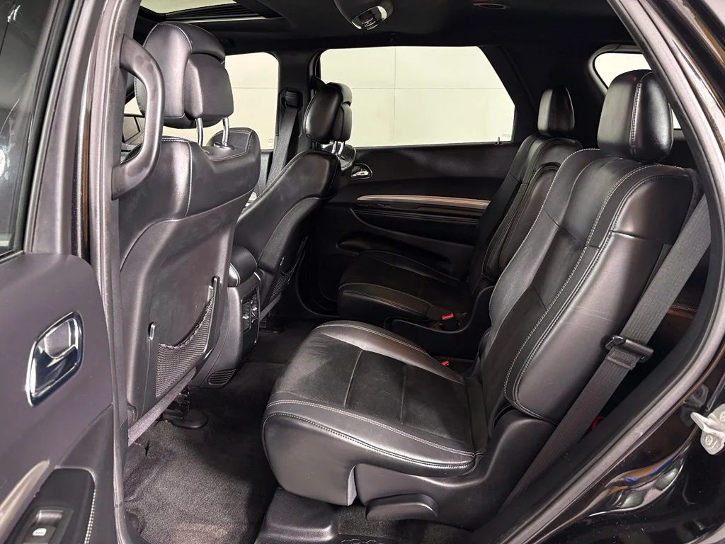 Used 2015 Black Dodge SXT image 37