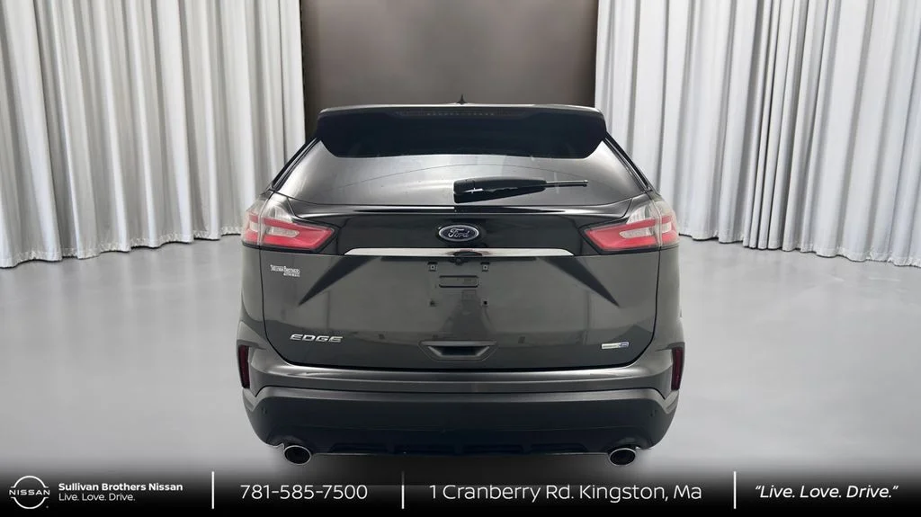 Used 2020 Gray Ford SE image 6