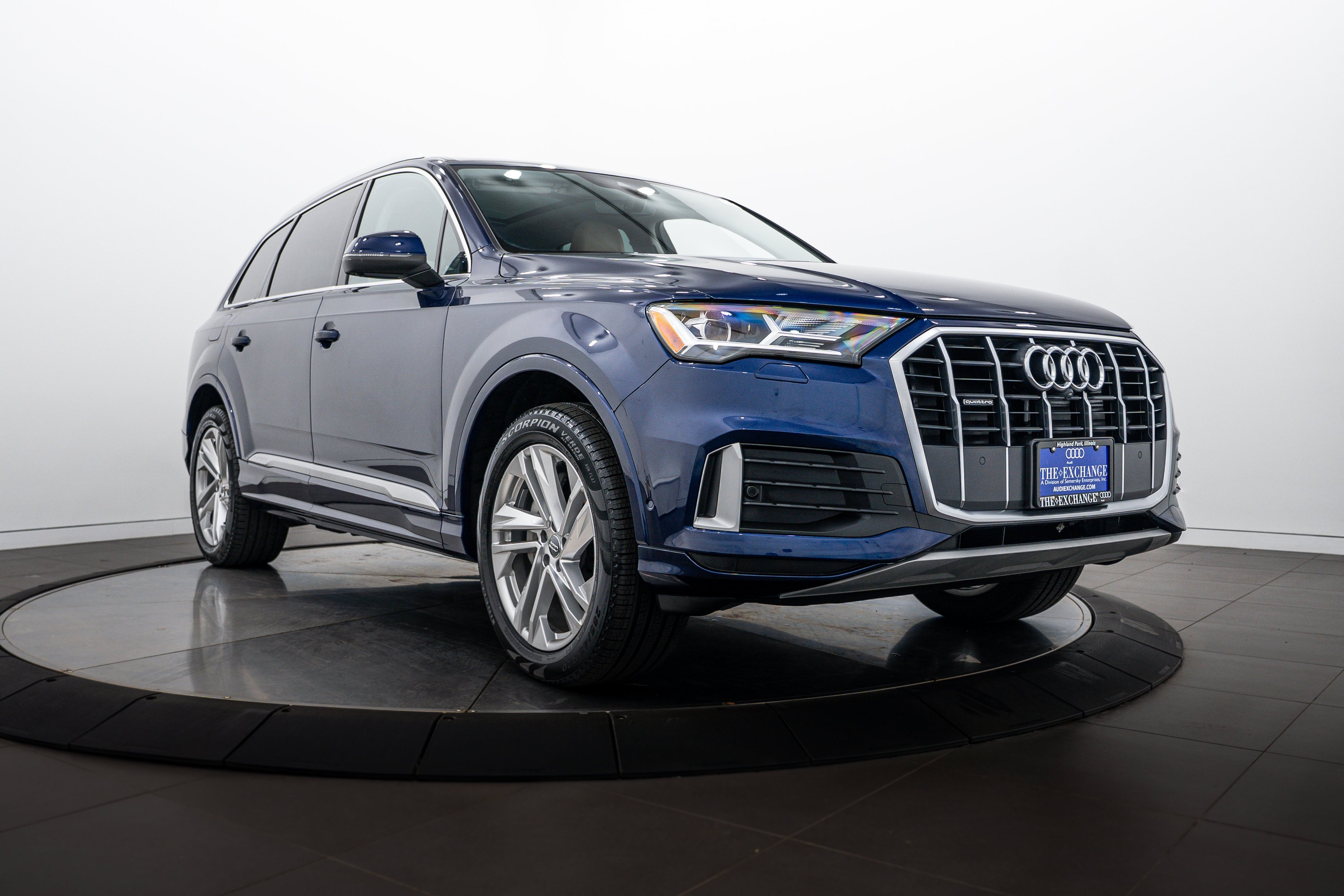 Used 2021 Navarra Blue Metallic Audi Premium image 1
