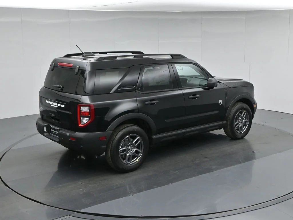 New 2026 Shadow Black Ford Big Bend image 38