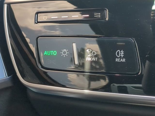 Used 2019 Black Audi L 55 image 28