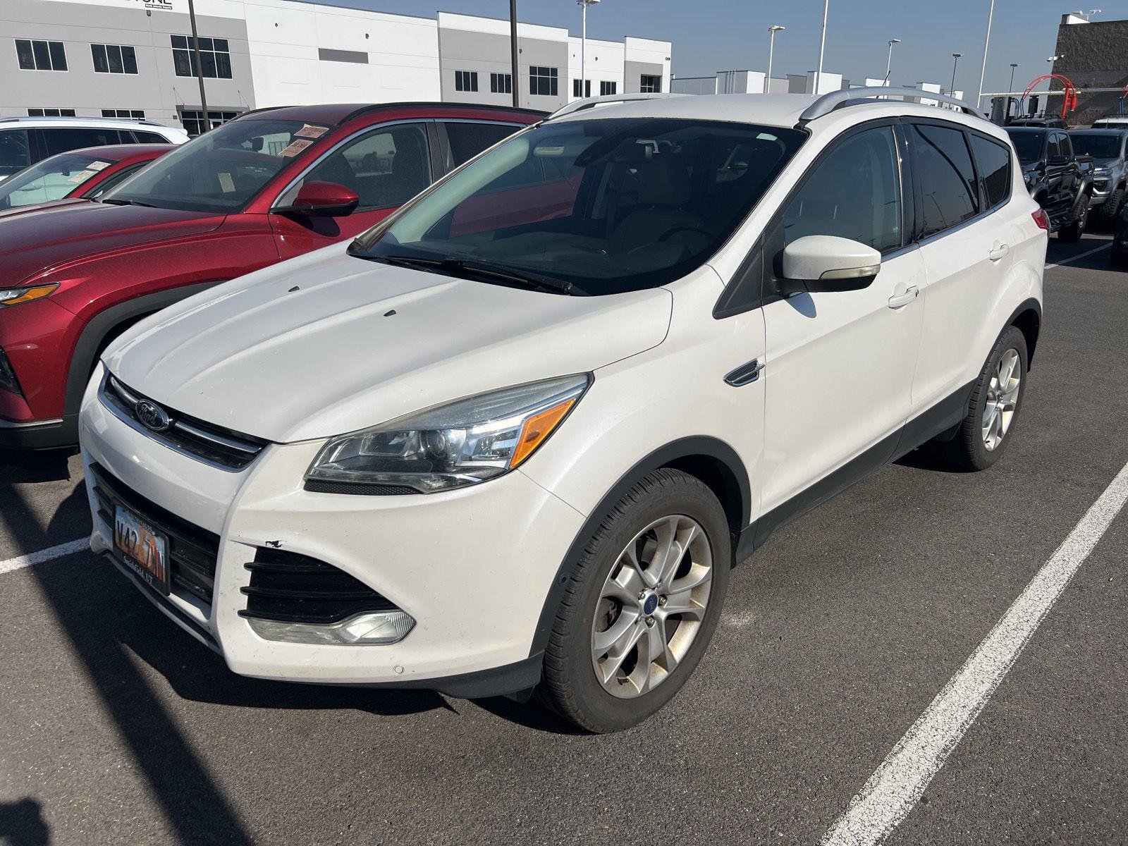Used 2016 White Platinum Metallic Tri-Coat Ford Titanium image 1