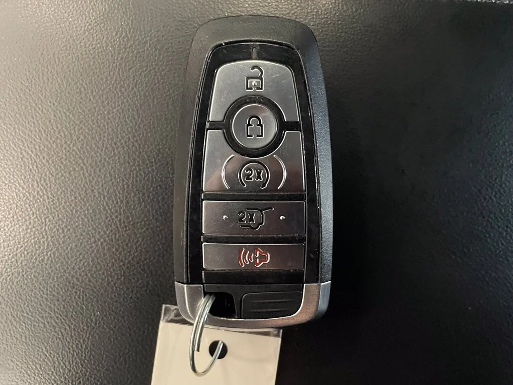 Used 2021 White Ford XLT image 18
