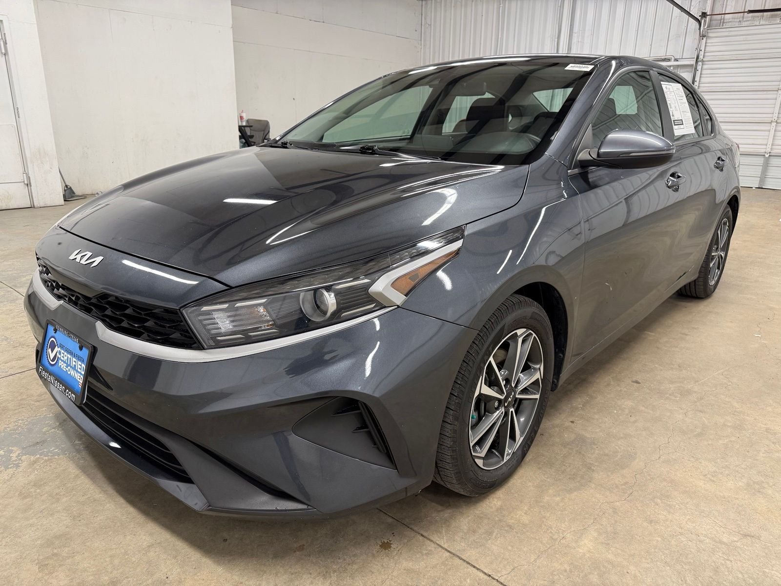 Used 2024 Gray Kia LXS image 3