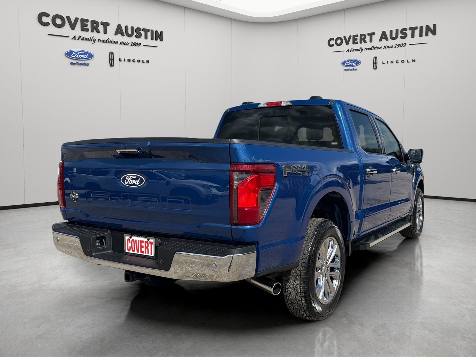 Used 2024 Blue Ford XLT image 5