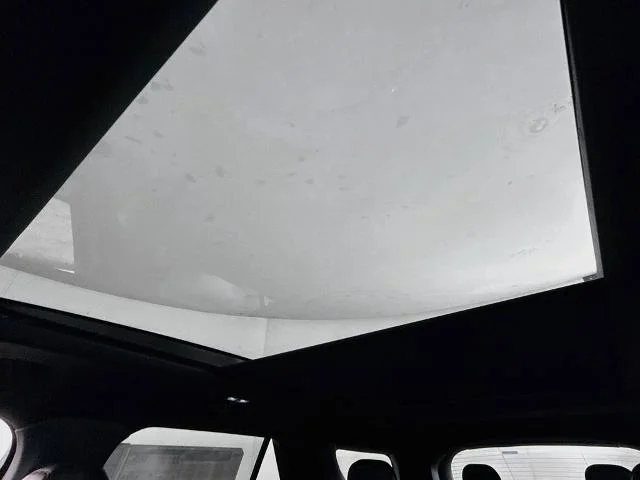 New 2026 Star White Metallic Tri-Coat Ford ST-Line image 58