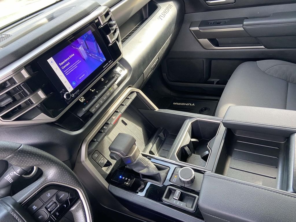 2024 Toyota Tundra SR5 - Photo 25
