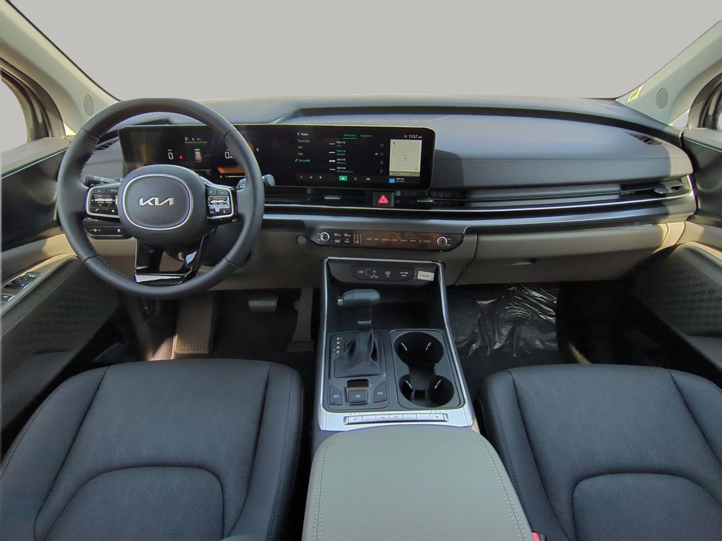 New 2026 Snow White Pearl Kia LXS image 15