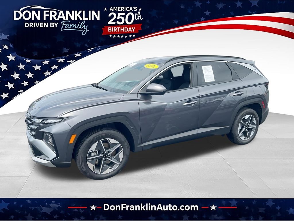 Certified Used 2025 Gray Hyundai SEL Convenience image 1
