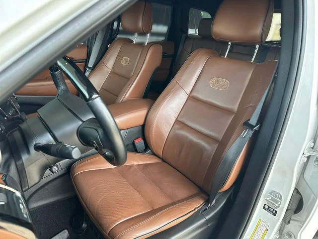Used 2021 White Jeep Overland image 12