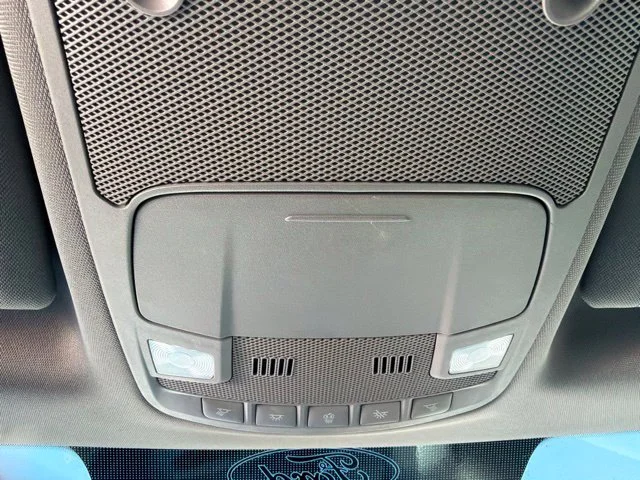 Used 2019 White Ford XLT image 19