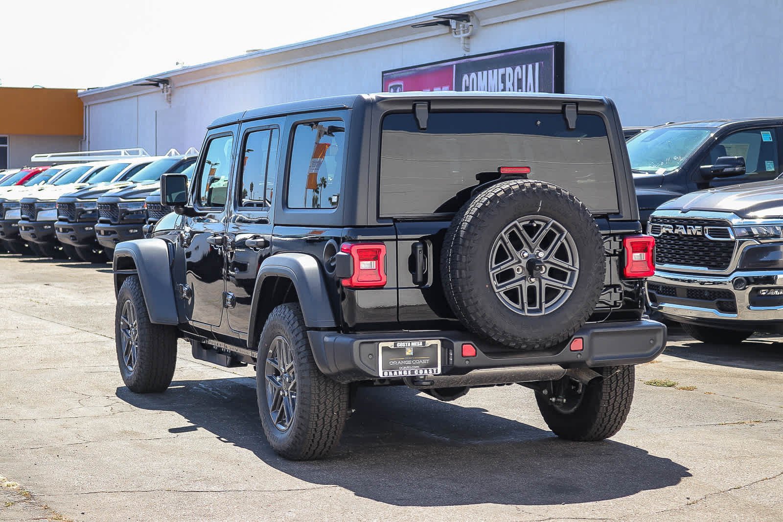 New 2026 Black Clear-Coat Exterior Paint Jeep Sport S image 6