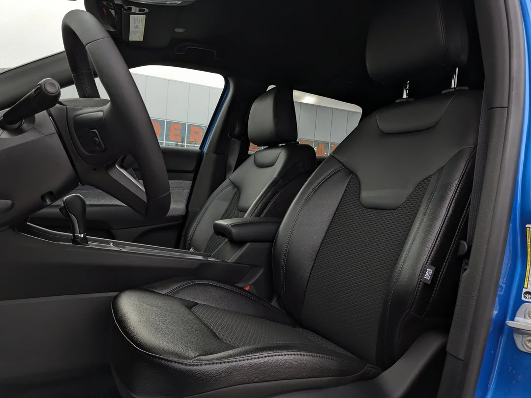 New 2025 Blue Jeep North - - 4X4 - 4.99% O.A.C - 360 Camera System - 10.1 Inch Display - Adaptive Cruise & More! image 14