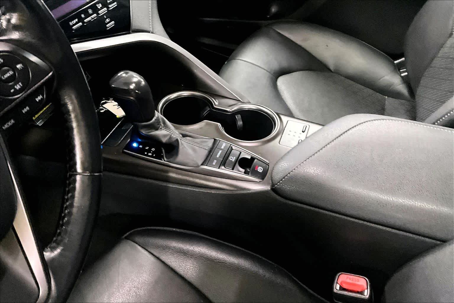 Certified Used 2021 Wind Chill Pearl Toyota XSE image 16