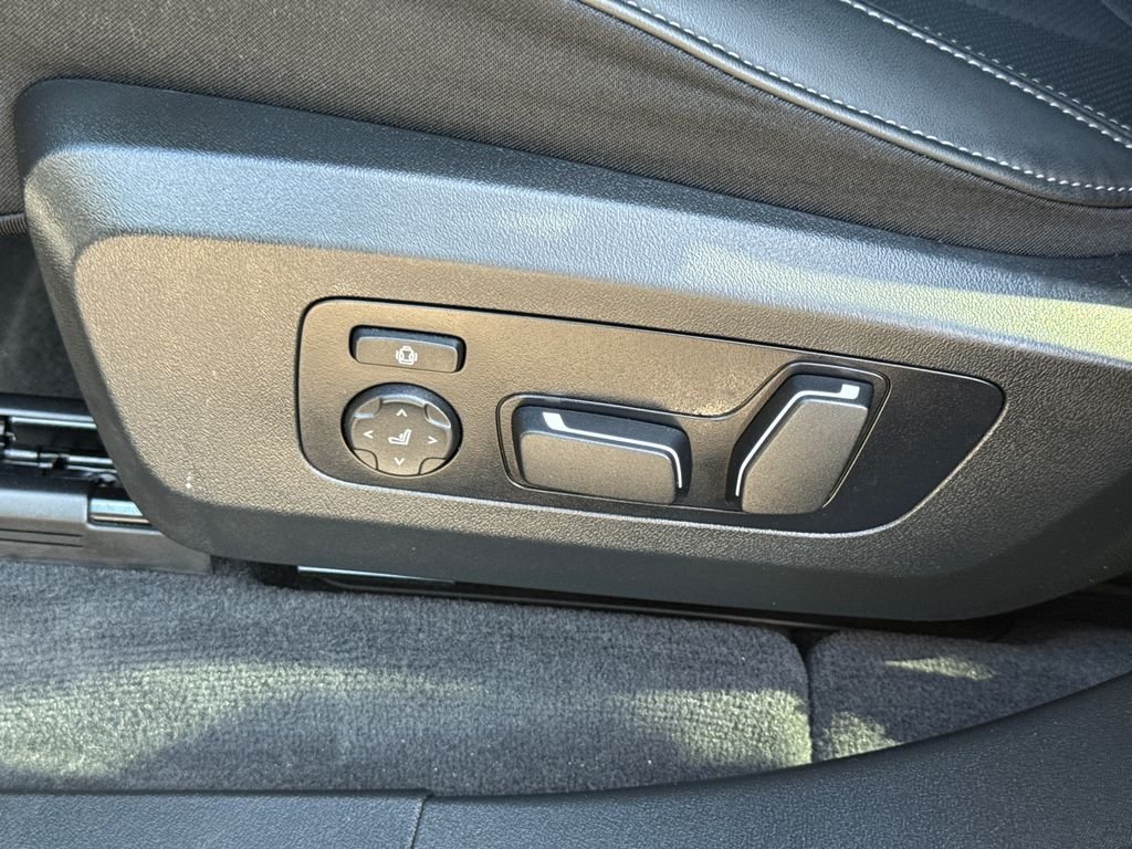 Used 2025 Gray BMW 30 xDrive image 26