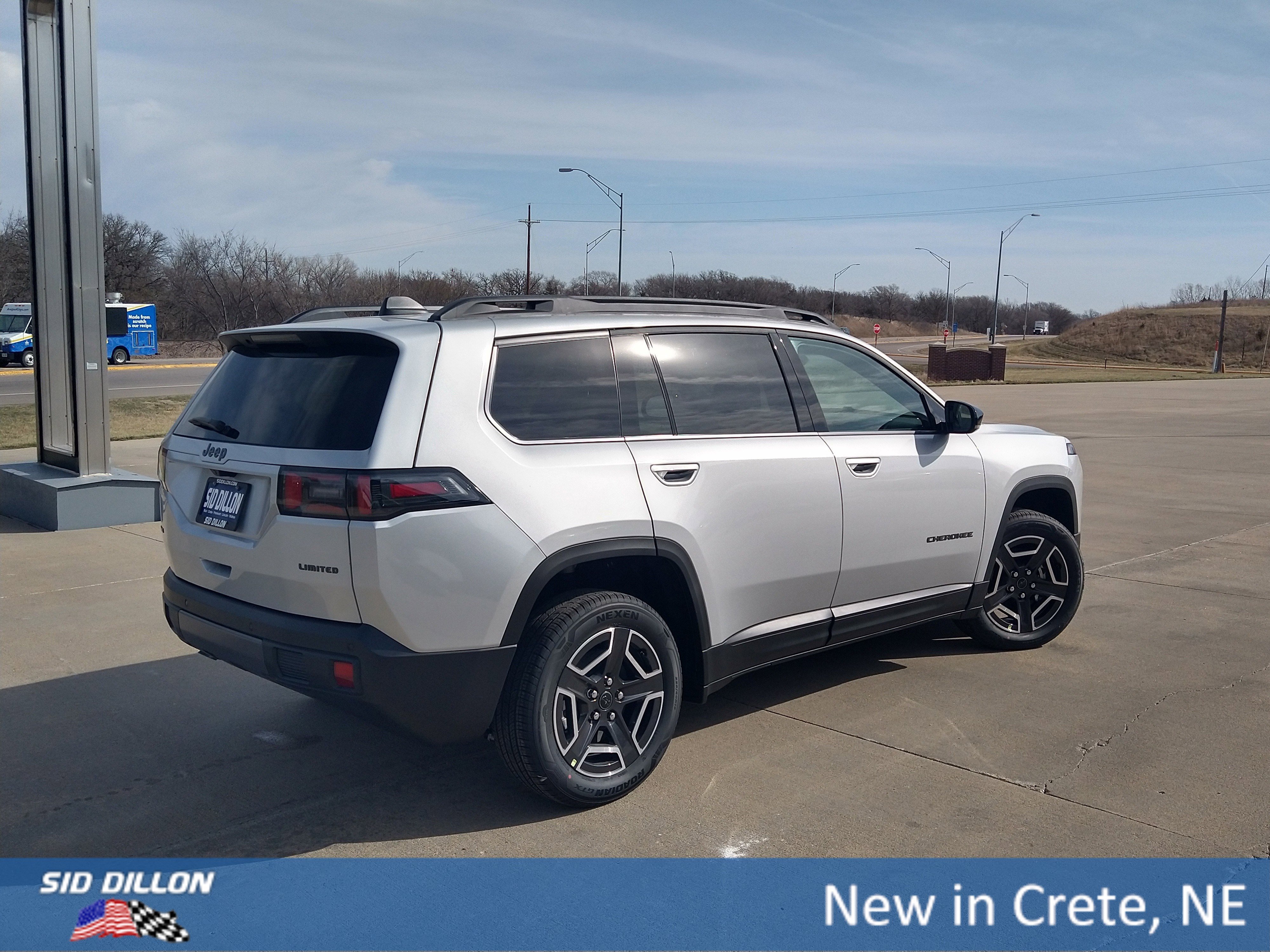 New 2026 Silver Zynith Clearcoat Jeep Limited image 12