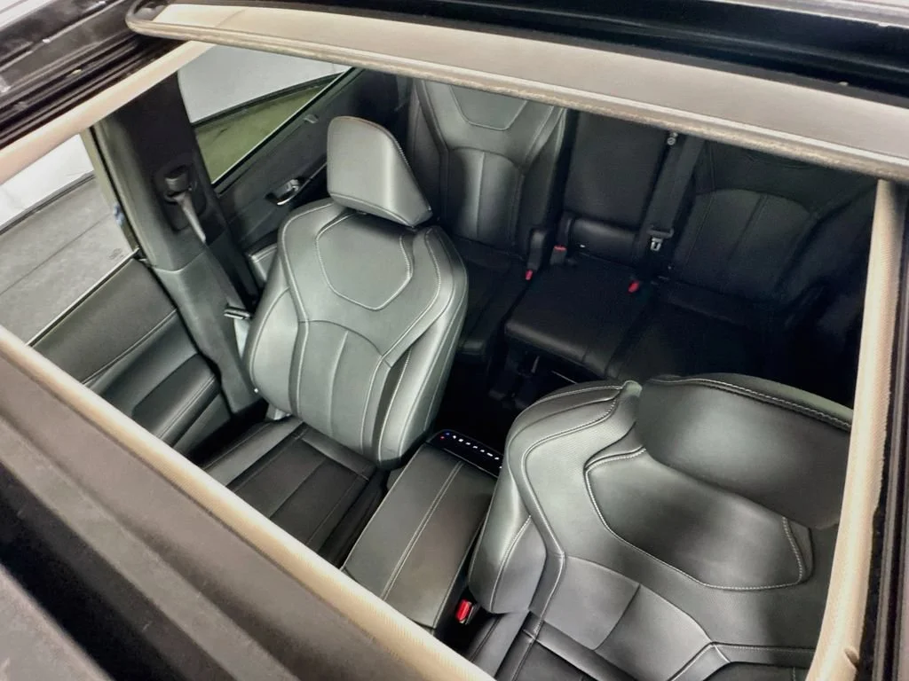 Certified Used 2026 Black INFINITI LUXE image 29